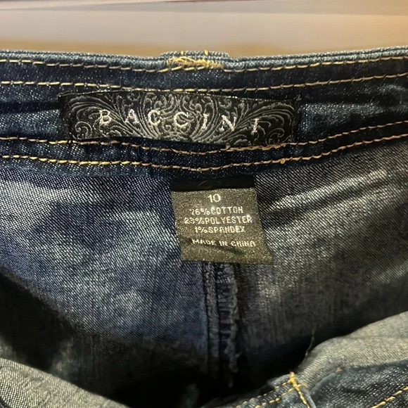 Baccini knee length denim skirt, NWOT size 10. - Picture 3 of 3